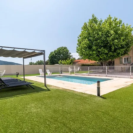 Spacious House In The Country With Pool & Wifi Hébergement de vacances *